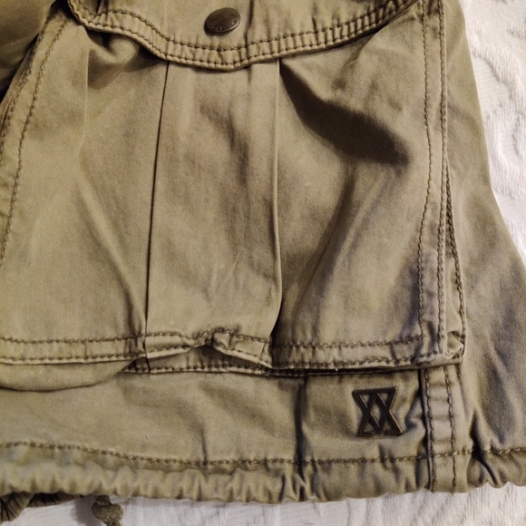 Aritzia Talula Hooded Trooper Utility Jacket. XS. Olive/Khaki. - Picture 4 of 9